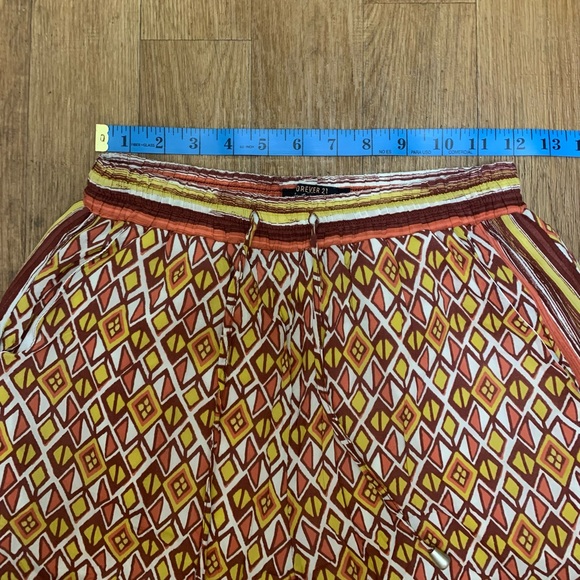 Forever 21 Patterned Palazzo Pants Pockets On The Side Size Small RN# 94981 - Picture 7 of 7